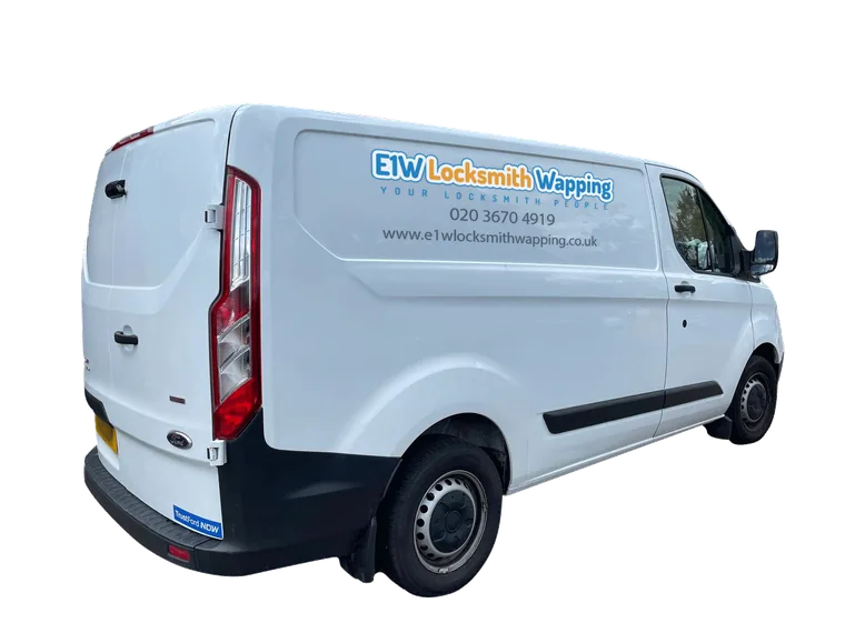 E1W Locksmith Wapping van